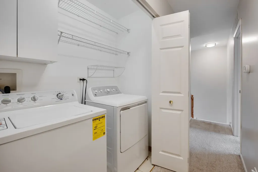 2684 Lansdale Street Aurora IL 60503
