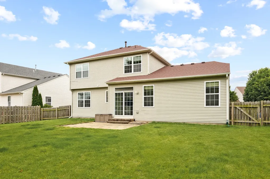 2684 Lansdale Street Aurora IL 60503