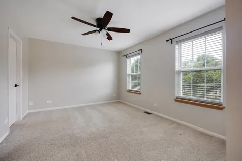 2684 Lansdale Street Aurora IL 60503