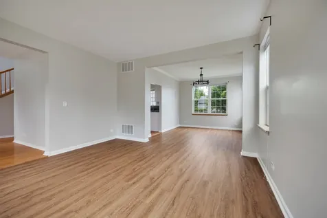 2684 Lansdale Street Aurora IL 60503