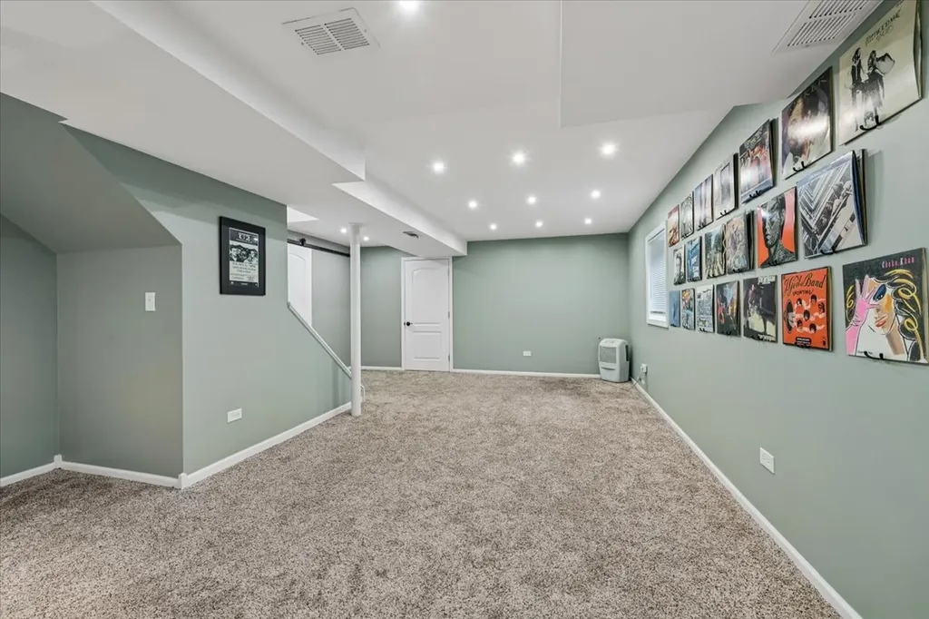 1040 North Charles Street Naperville IL 60563