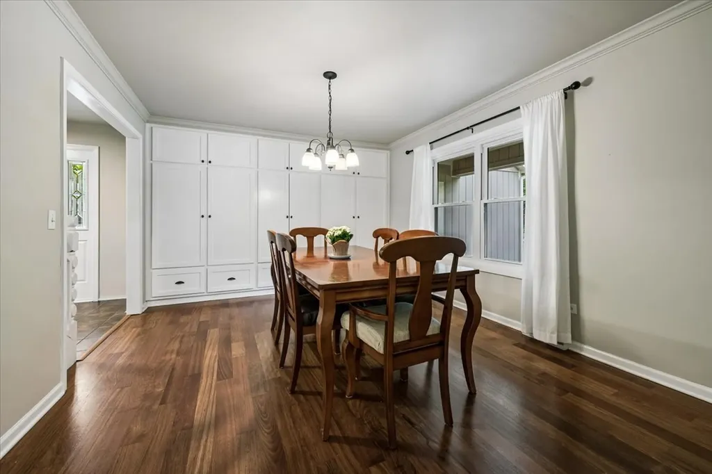 1040 North Charles Street Naperville IL 60563