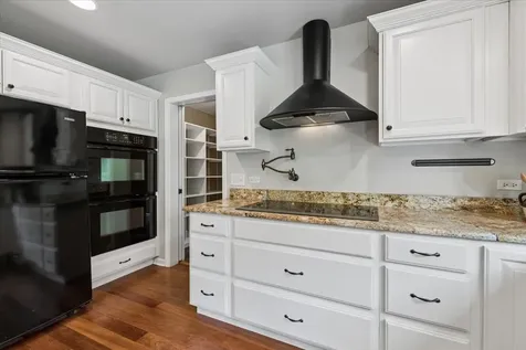 1040 North Charles Street Naperville IL 60563