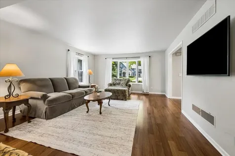 1040 North Charles Street Naperville IL 60563