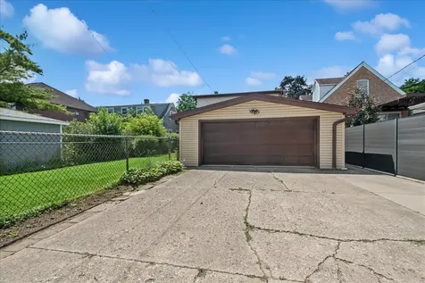 5832 Capulina Avenue Morton Grove IL 60053