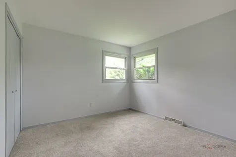2508 Highland Drive Lindenhurst IL 60046