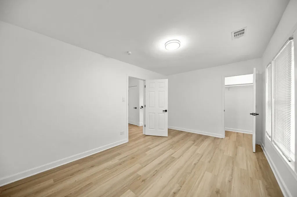 639 North Leamington Avenue Chicago IL 60644