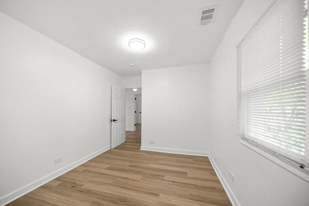 639 North Leamington Avenue Chicago IL 60644
