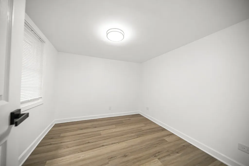 639 North Leamington Avenue Chicago IL 60644