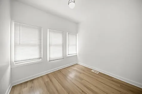 639 North Leamington Avenue Chicago IL 60644