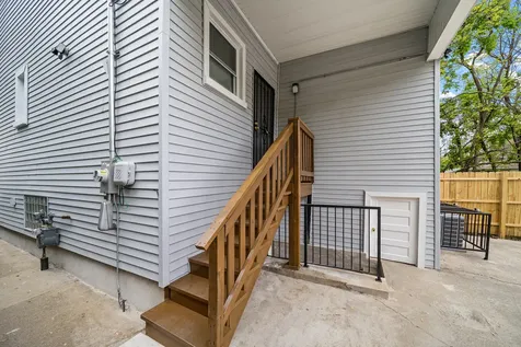 639 North Leamington Avenue Chicago IL 60644