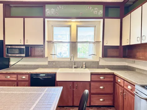 100 East Miller Avenue Hinckley IL 60520