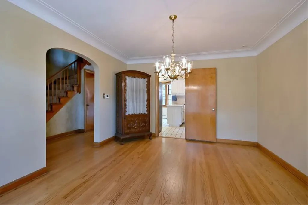 117 West Eggleston Avenue Elmhurst IL 60126
