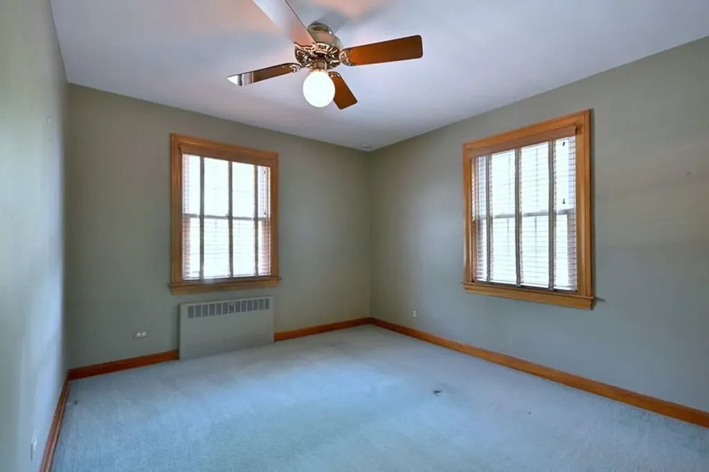 117 West Eggleston Avenue Elmhurst IL 60126