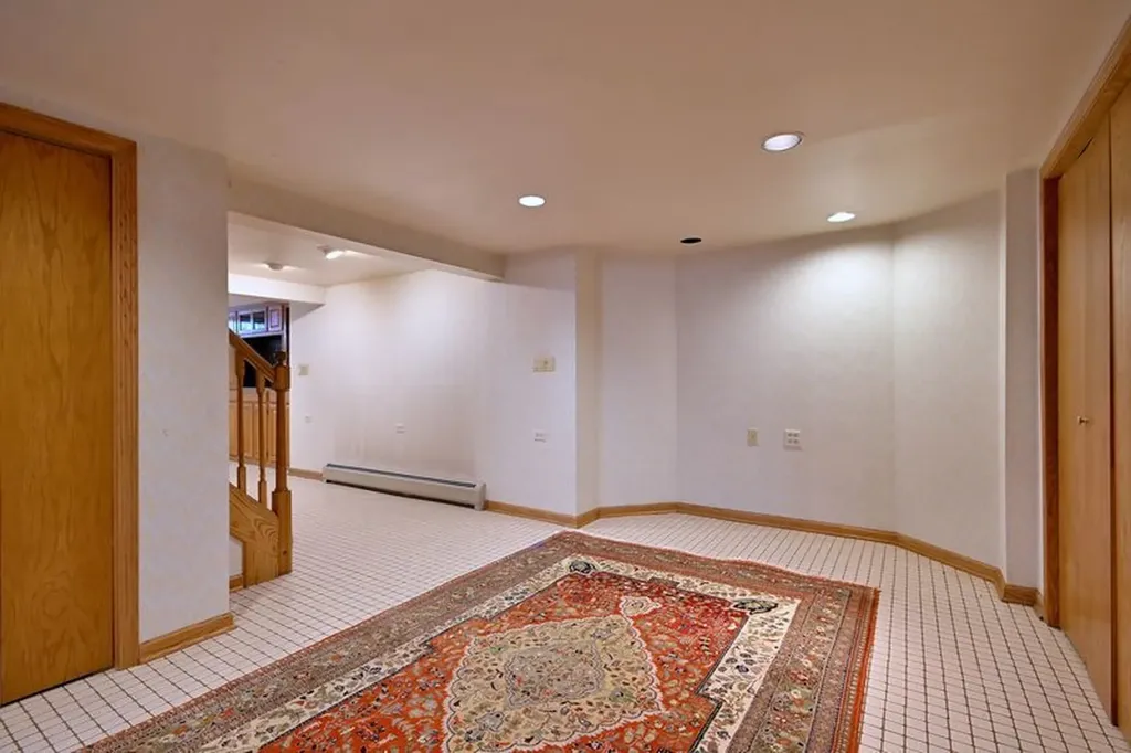 117 West Eggleston Avenue Elmhurst IL 60126