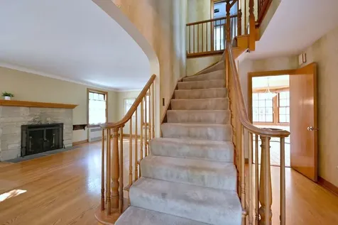 117 West Eggleston Avenue Elmhurst IL 60126