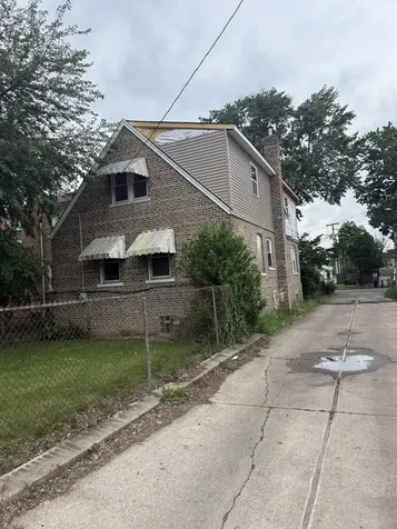 8313 South Wabash Avenue Chicago IL 60619