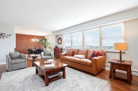 141 North La Grange Road La Grange IL 60525