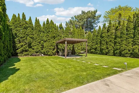 774 Polynesian Drive Des Plaines IL 60016
