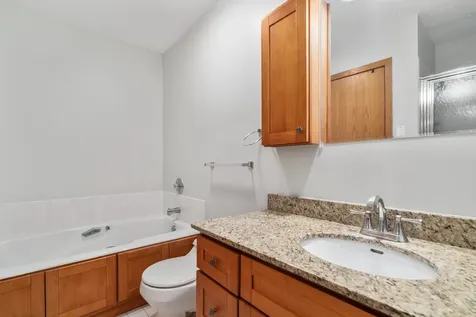 604 South Laflin Street Chicago IL 60607