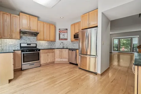 604 South Laflin Street Chicago IL 60607
