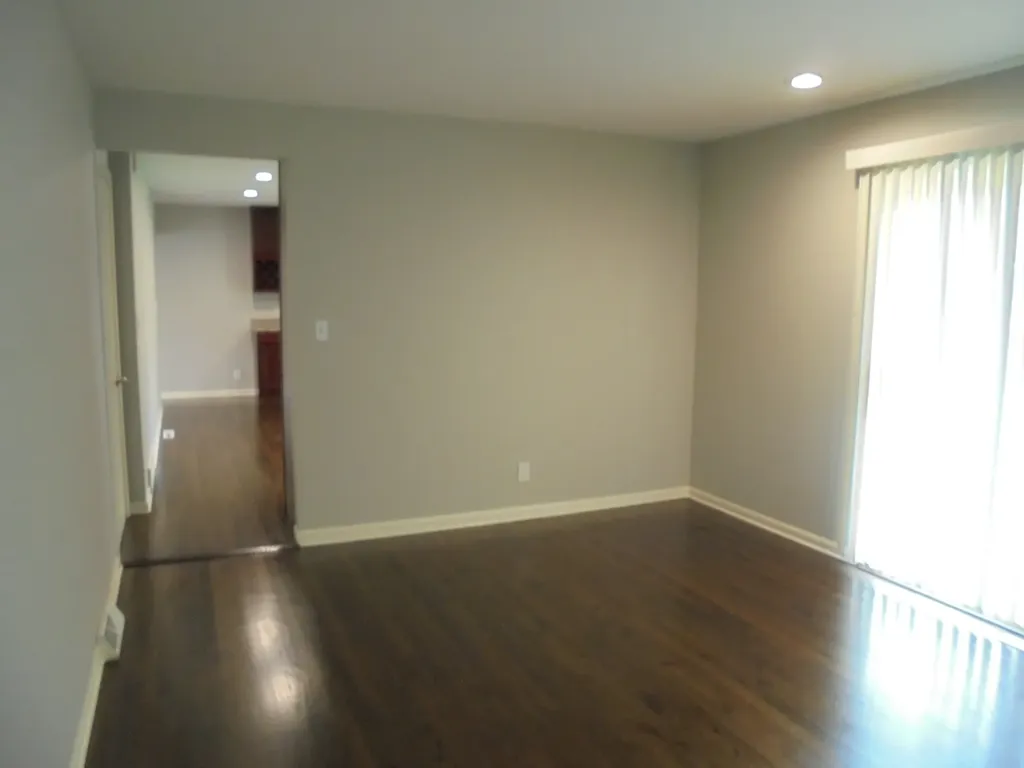 1130 Laurel Drive Aurora IL 60506