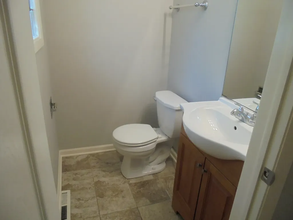 1130 Laurel Drive Aurora IL 60506