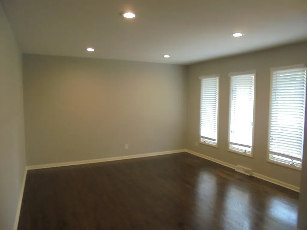 1130 Laurel Drive Aurora IL 60506