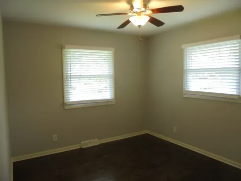 1130 Laurel Drive Aurora IL 60506