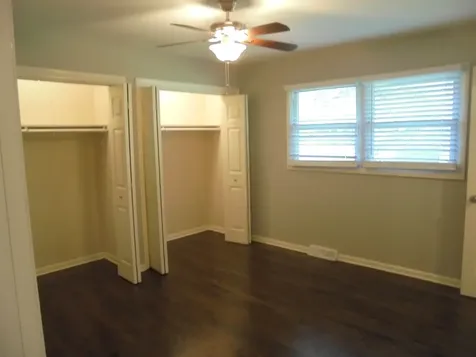 1130 Laurel Drive Aurora IL 60506