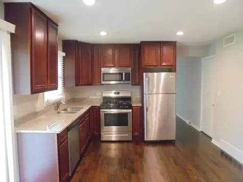 1130 Laurel Drive Aurora IL 60506