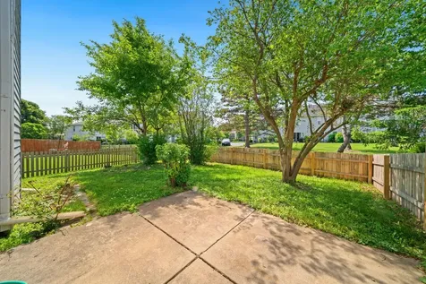 1329 Newport Street Mundelein IL 60060