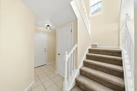 1329 Newport Street Mundelein IL 60060
