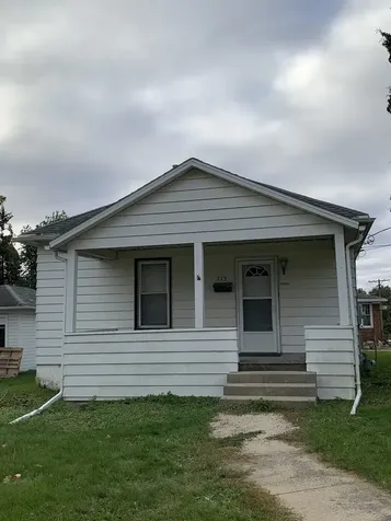 773 West Homer Street Freeport IL 61032
