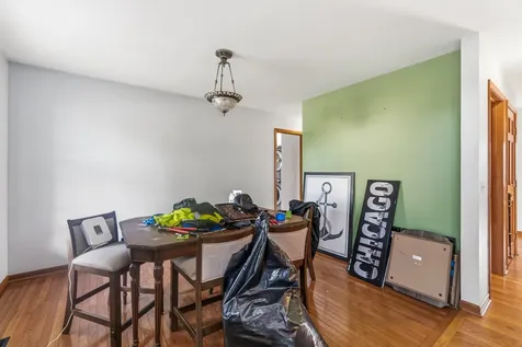 2005 Red Barn Road Woodstock IL 60098
