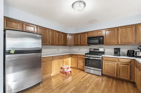 2005 Red Barn Road Woodstock IL 60098