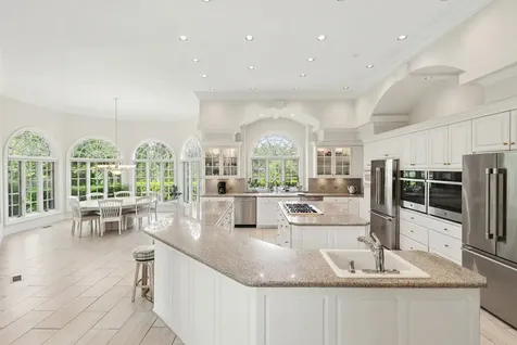 855 Jennifer Court Lake Forest IL 60045