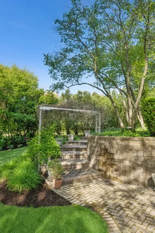 855 Jennifer Court Lake Forest IL 60045