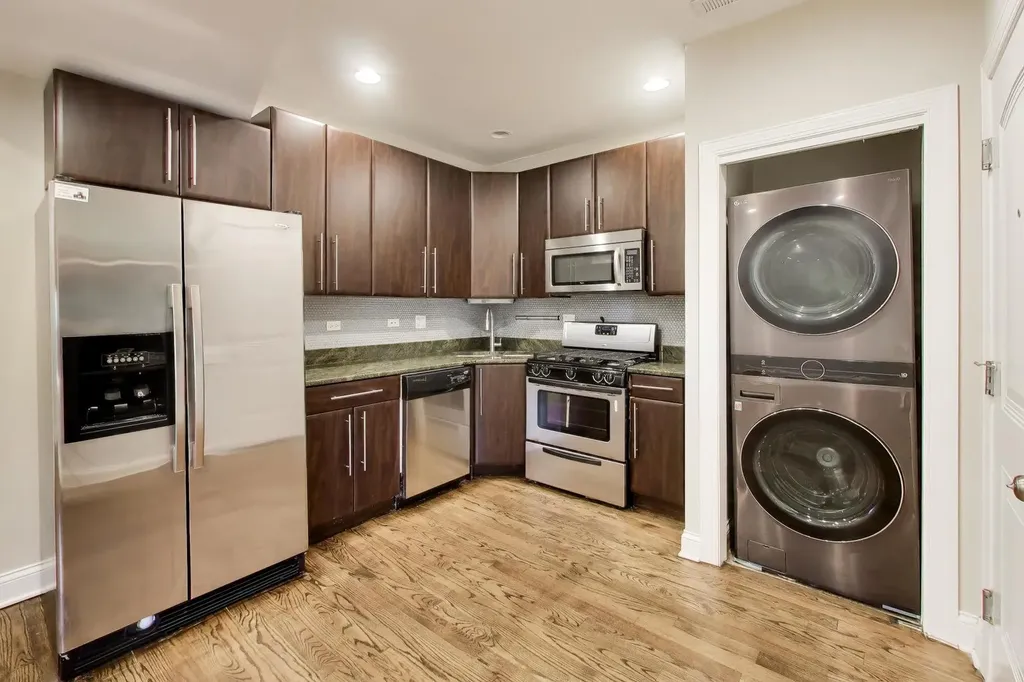 5302 North Kedzie Avenue Chicago IL 60625