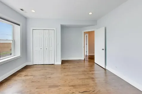 5302 North Kedzie Avenue Chicago IL 60625