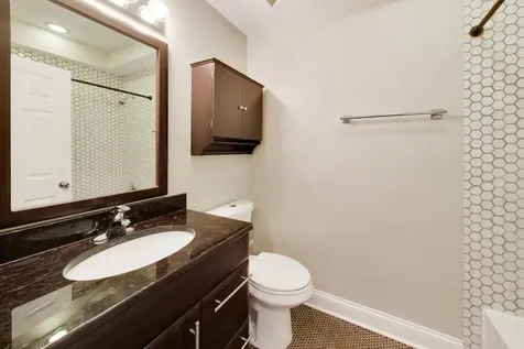 5302 North Kedzie Avenue Chicago IL 60625