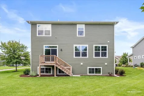 798 Richwood Avenue Elgin IL 60124