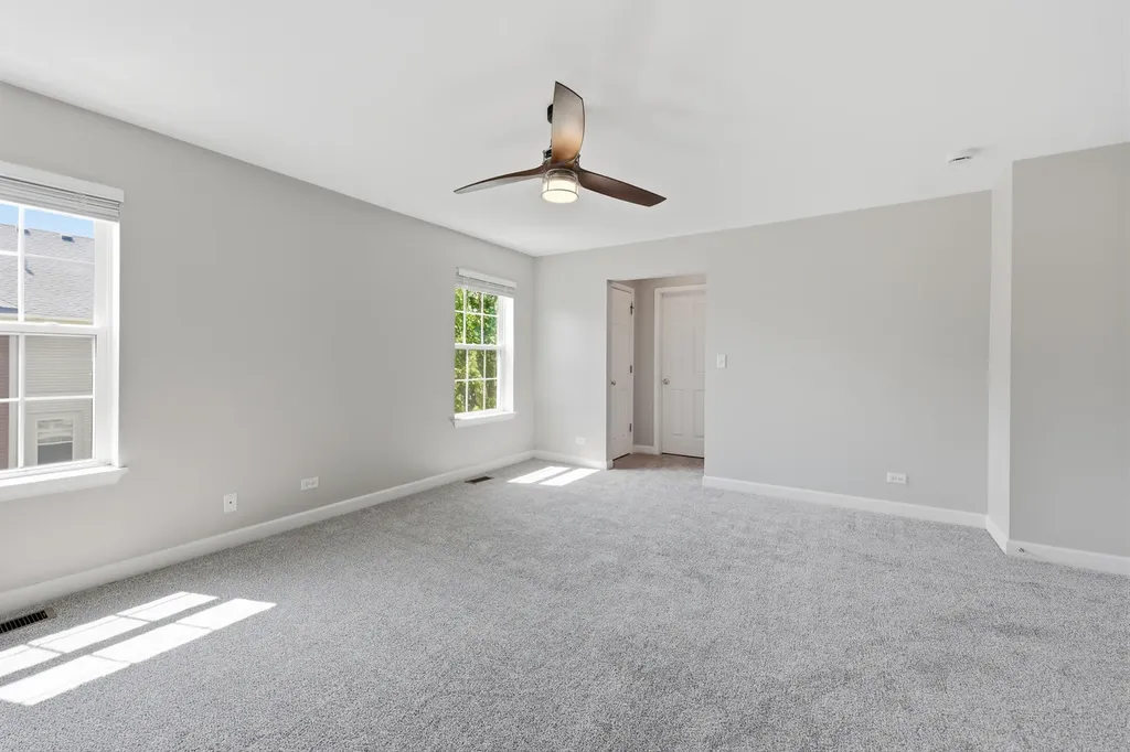 1103 Bartholdi Court Carol Stream IL 60188