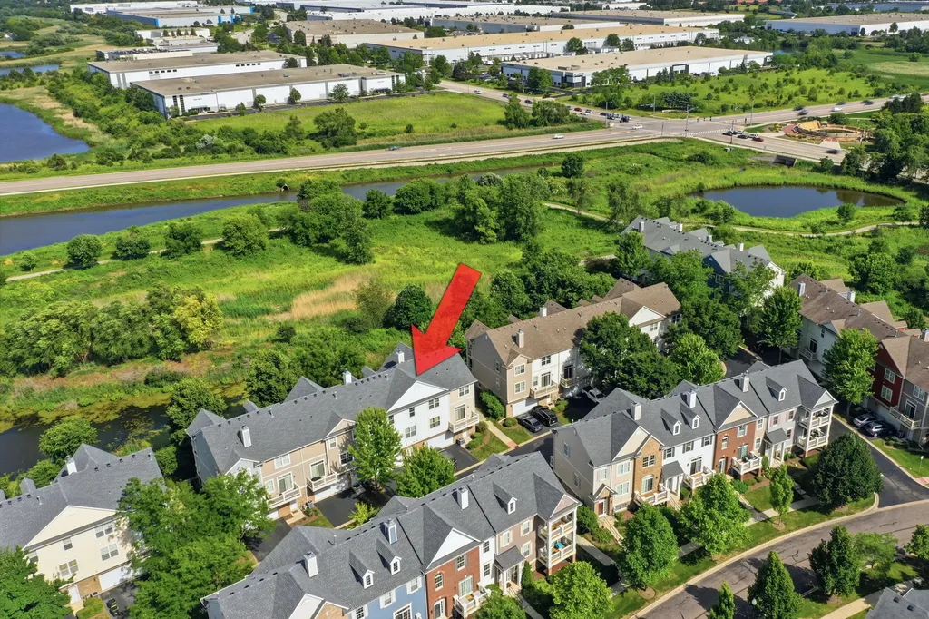 1103 Bartholdi Court Carol Stream IL 60188