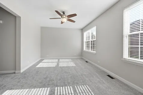 1103 Bartholdi Court Carol Stream IL 60188