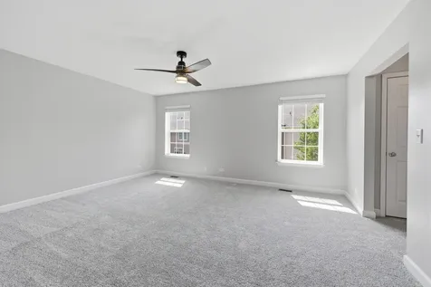 1103 Bartholdi Court Carol Stream IL 60188