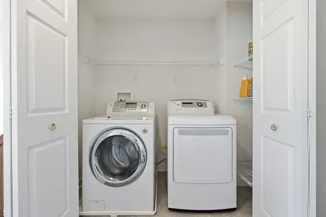 1103 Bartholdi Court Carol Stream IL 60188