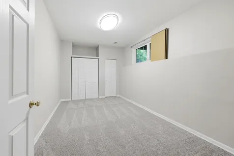 1103 Bartholdi Court Carol Stream IL 60188