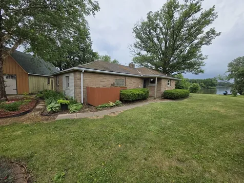 23041 Moline Road Sterling IL 61081