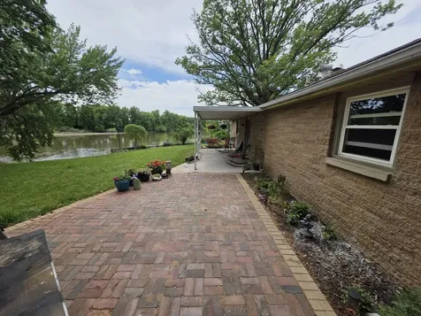 23041 Moline Road Sterling IL 61081